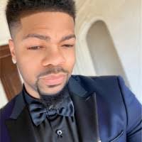 Darryl Wise's Instagram, Twitter & Facebook