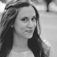 Kendra Irwin's Instagram, Twitter & Facebook