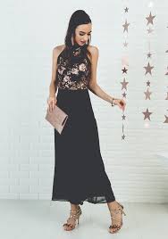 Please join us for iftar, girls night out, enjoy the compony of your sisters, get pampered and ready for eid. 3 Perfect Outfits For A Stunning Ramadan Iftar Look Twenty4 Fashion