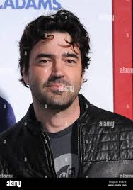 Actor ron hi-res stock photography and images