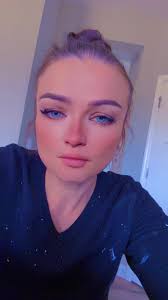 I'm so hot. 😆😆😆😆