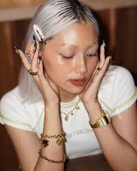 i like it gold & chunky 💖☁️ especially when it's customizable—unique,  special, & made just for me ✨👽 make yours with @withluv.my 🫶🏻