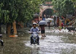 Delhi-NCR braces for wet week, IMD warns of heavy rains; rivers swell