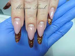 Denn wenn deine nägel lang genug sind kannt du dir diese tips sparen und es kommt nur gel drauf, mit diesem frenchlook oder eben ohne. Bild F Bilder Von Nageln Kurz Vor Auffullen Gelnagel