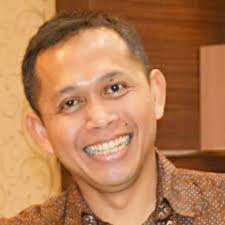 Arief WIJAYA