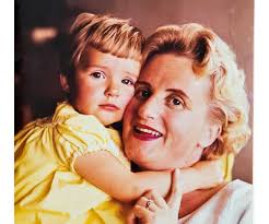 Weekly cover girl's second chance at love