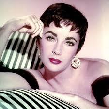 With her pale skin and dark hair, her stunning eyes stood out even more. Were Elizabeth Taylor S Eyes Purple Or Violet Had Double Eyelashes