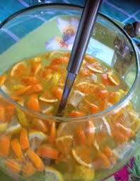Pour 10 Personnes 5 Litres De Vin Blanc Sec 1 Kg D Orange 500 G De Citron 500 G De Sucre En Poudre 1 Recettes De Cuisine Cuisine Et Boissons Cuisine