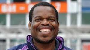 Hockey legend breaks new ground