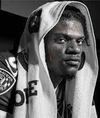 Christopher Broadnax's Instagram, Twitter & Facebook