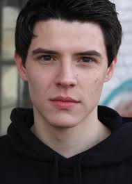 Benjamin Strecker's Instagram, Twitter & Facebook