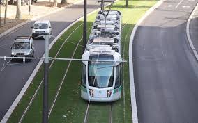 Radar de précipitations, images satellite hd et avertissements météo actuels durant la nuit et le matin, quelques passages nuageux sont prévus; Paris Le Tramway Jusqu A Porte D Asnieres C Est Parti Le Parisien