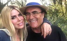 In una lunga intervista esclusiva sul settimanale oggi in edicola. Al Bano Carrisi E Loredana Lecciso Sotto Alle Lenzuola Come Prima Una Rivelazione Privatissima Libero Quotidiano