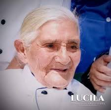 Un día como hoy nace nuestra quería Lucila, mujer maravillosa y ejemplar  llena de alegría y compromiso con nuestra comida Arequipeña, nos dejó una  herencia incalculable llena de recetas y sabores lo