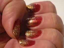 Ombre Christmas Nails Look for our coordinating plates and cups from gift boutique.