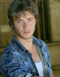 Idk Might Be A Good Option For William Henderson I M Not Hooked On It Though General Photo Of Jeremy Jeremy Sumpter Jeremy Sumpter Peter Pan Celebrities