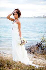 45 Beautiful And Relaxed Beach Wedding Dresses Weddingomania White Beach Wedding Dresses Chiffon Wedding Dress Beach Beach Wedding Dress