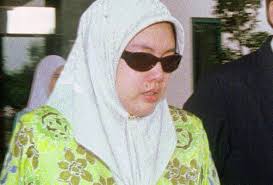 Bekas Permaisuri Agong Siti Aishah Fail Petisyen Pemiutang Terhadap Syed Hussein Astro Awani