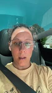 Amanda Keane's Instagram, Twitter & Facebook