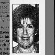 Effie Hutchinson's Instagram, Twitter & Facebook