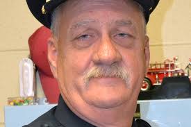 Former Bowden fire chief still battling fires