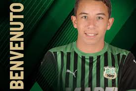 La candidate des marseillais a réagi aux rumeurs de couple avec maxime lopez. Om Salaire Contrat Ce Que Maxime Lopez A Signe Avec Sassuolo