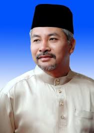 Tan sri dato' seri haji abu hassan omar (born 15 september 1940 in bukit belimbing, kuala selangor) is a malaysian politician. Khir Toyo Wikipedia