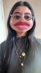 Yolanda Godinez's Instagram, Twitter & Facebook