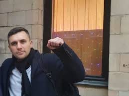 Станислав бондаренко великолепный актер красавчик и талантище ! Bki7wlbtravg8m