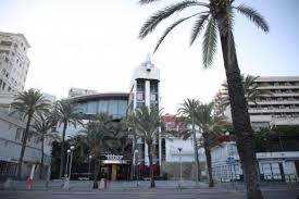 Since 1923, tito's has been serving the partiers and given its ancientness and standard, it has gained fame internationally. Diskothek Tito S Am Hafen Von Palma De Mallorca Fur 16 5 Millionen Zum Verkauf