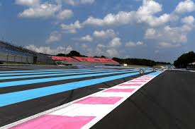 Au karting du circuit paul ricard, vivez le kart autrement : Gk7ek3 Xacjrmm