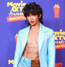 Madison bailey attends the 2021 mtv movie & tv awards at the hollywood palladium on may 16, 2021 in los angeles, california. Best Beauty Looks From The 2021 Mtv Movie Tv Awards Bretman Rock Yara Shahidi And More Buro 24 7 Singapore