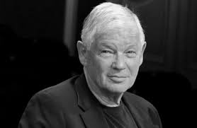 Egyrészt eszenyi enikő, aki 2009 óta vezeti a színházat, ám ezúttal két kihívója is akadt, hisz mellette pályázik még rudolf péter, aki korábban volt a társulat tagja és jelenleg is rendez ott, valamint. Marton Laszlo A Vigszinhaz Legendas Igazgatoja Halalara Felvidek Ma