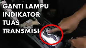 Pastikan tuas transmisi ada di p (parkir) atau n (netral) saat anda menghidupkan mesin mobil. All New Rush Ganti Lampu Indikator Tuas Transmisi Youtube