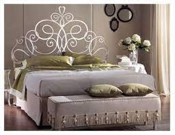 lit en fer forge en promotion pas cher lit a baldaquin lit adultes lit enfant bois inox lit en fer idee decoration chambre lit