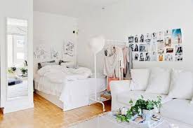 10 Ejemplos Sobre Como Decorar Y Amueblar Un Apartamento Pequeno Mil Ideas De Decoracion Decorar Apartamento Pequeno Decorar Un Monoambiente Decoracion De Apartamento Estudio