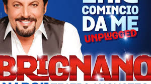 Enrico brignano (born 18 may 1966) is an italian actor, playwright, comedian, presenter and writer. Enrico Brignano Si Aggiungono Nuove Date Alla Tournee Teatrale Enricomincio Da Me Fullsong It