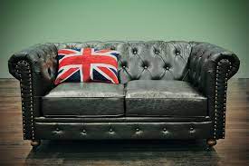 Chesterfield sofa weiss clubsofa couch eco leder englisches sofa. Das Perfekte Chesterfield Sofa Und Englische Polster Antikshop Blog