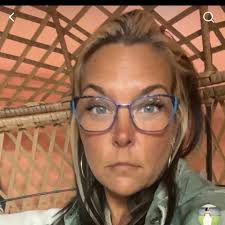 Hairstylist for October 12th wedding morning?