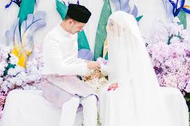 Founder of elfira loy nurul elfira loy started acting when she was 12. Alhamdulillah Elfira Loy Muat Naik Gambar Pernikahan Hiburan Mstar