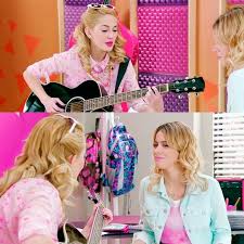 Violetta Et Ludmilla Qui Repetent La Chanson Pour Le Mariage De German Et Priscilla Mariage Chanson