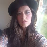 Sharon Mundy's Instagram, Twitter & Facebook