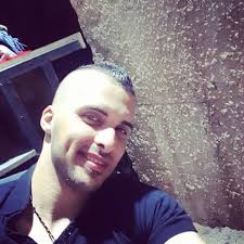 11 lascars hétéros algériens montrent leur zeb ! - Arabe Gay