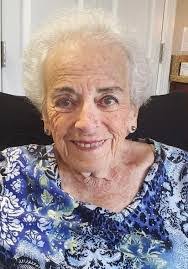 Phyllis Kaufman's Instagram, Twitter & Facebook