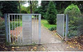 Der botanische garten der stadt krefeld, dessen entwicklung bereits im jahre 1928 begann, beherbergt inzwischen rund 5.000 pflanzenarten. Schonwasserpark In Oppum Objektansicht