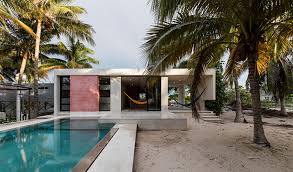 Casa vanguardista, ámplia con excelente distribución en 2 niveles, dentro de un fraccionamiento seguro con magnífica ubicación, cerca de. Casa El Palmar En Yucatan Vive Totalmente Palacio