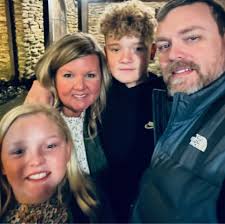 Gary Durkee, who owns Arnold's restaurants in Anderson, Belton, Liberty and  Powdersville, opposes a dining ban to prevent the spread of coronavirus.