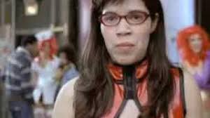Betty suarez n'est pas spécialement belle, mais elle est douce, intelligente et travaille dur. Ugly Betty Season 3 Watch Full Episodes Streaming Online