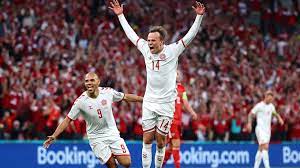 Der russische nationaltrainer stanislaw tschertschessow bedauert die. Hvdgk6voow3jhm