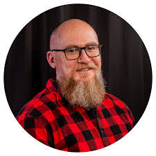 Darryl Varnum's Instagram, Twitter & Facebook